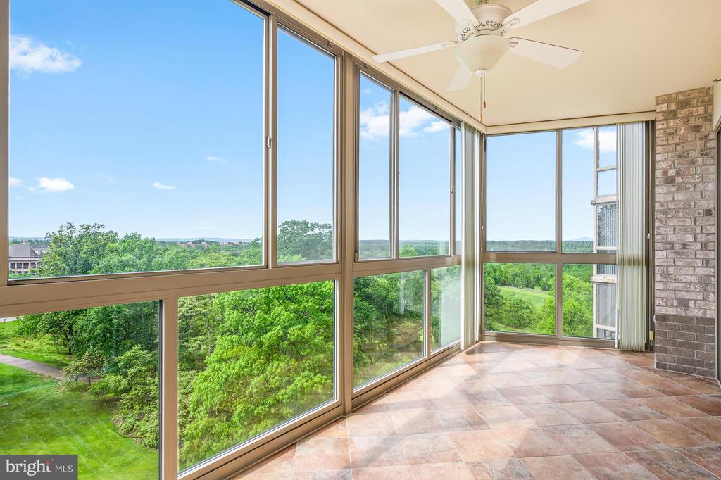19355 Cypress Ridge Ter #720