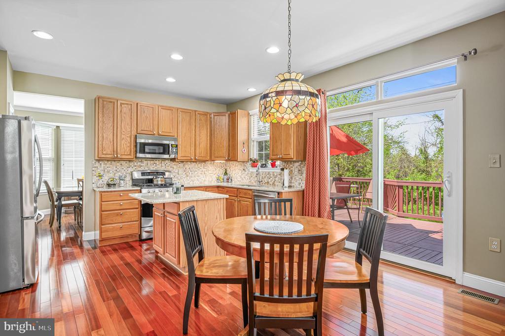 1234 Barksdale Dr NE