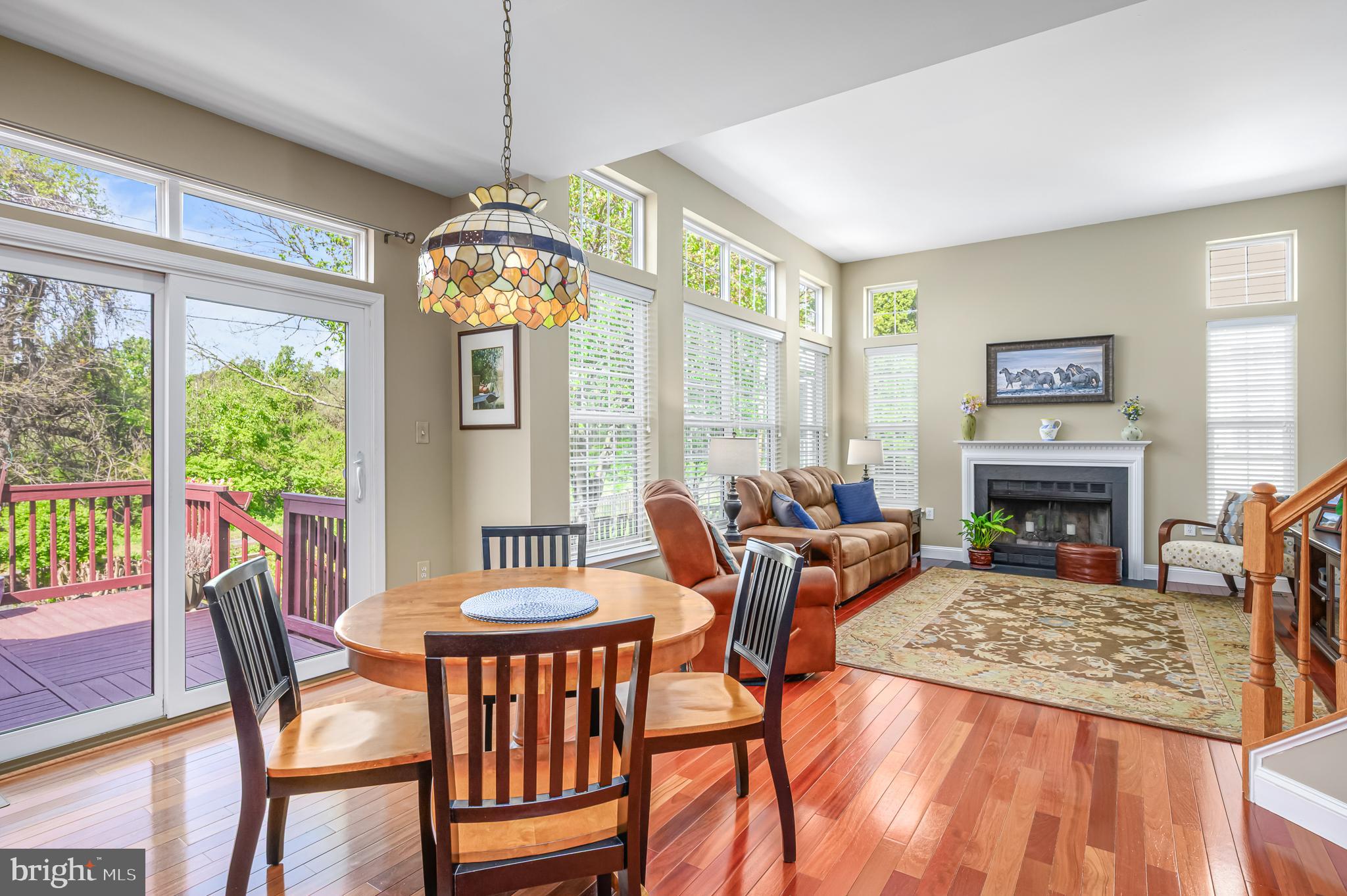 1234 Barksdale Dr NE