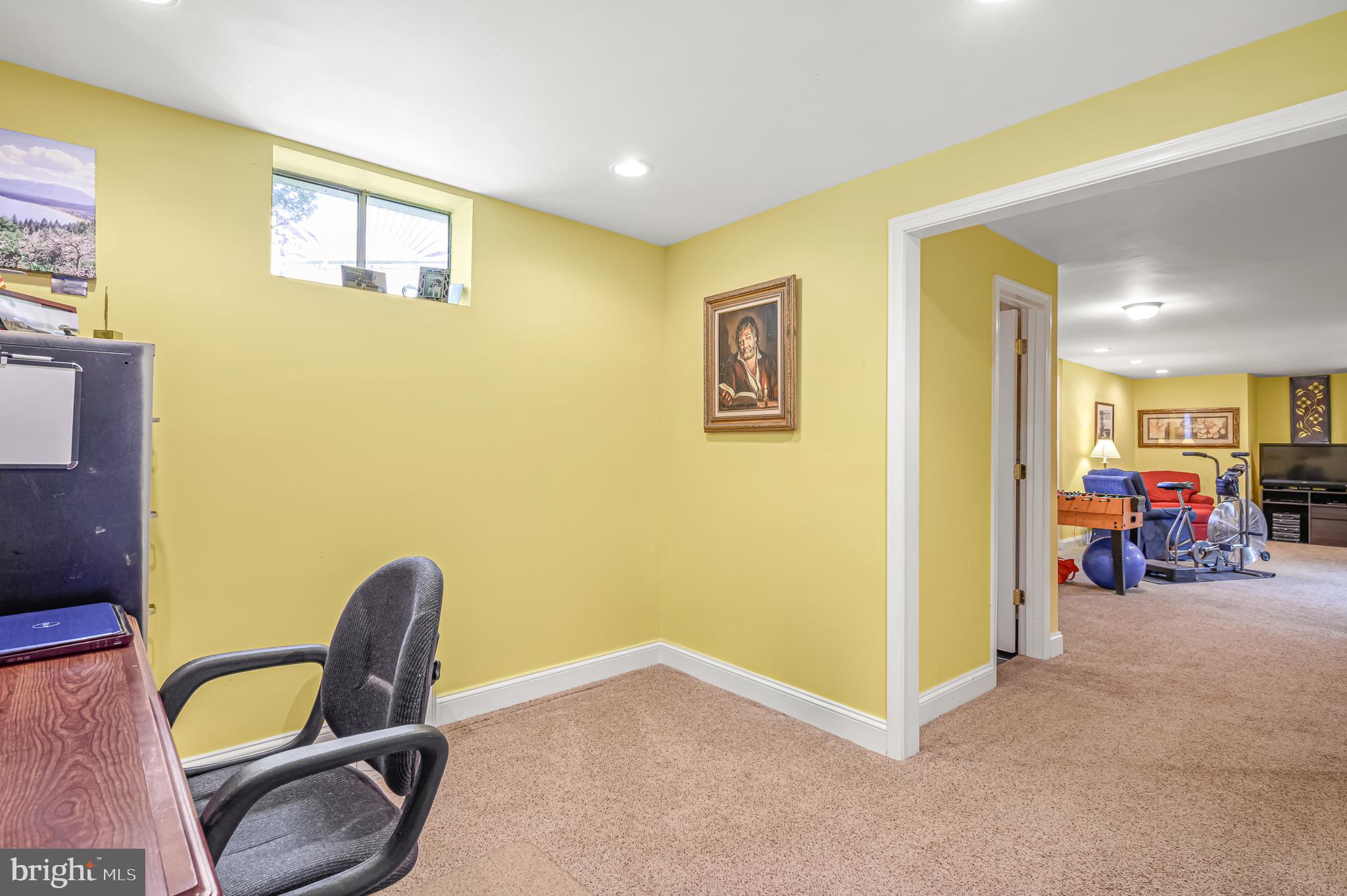 1234 Barksdale Dr NE