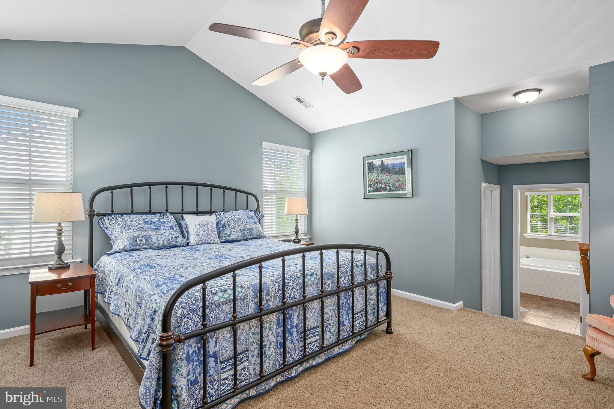 1234 Barksdale Dr NE