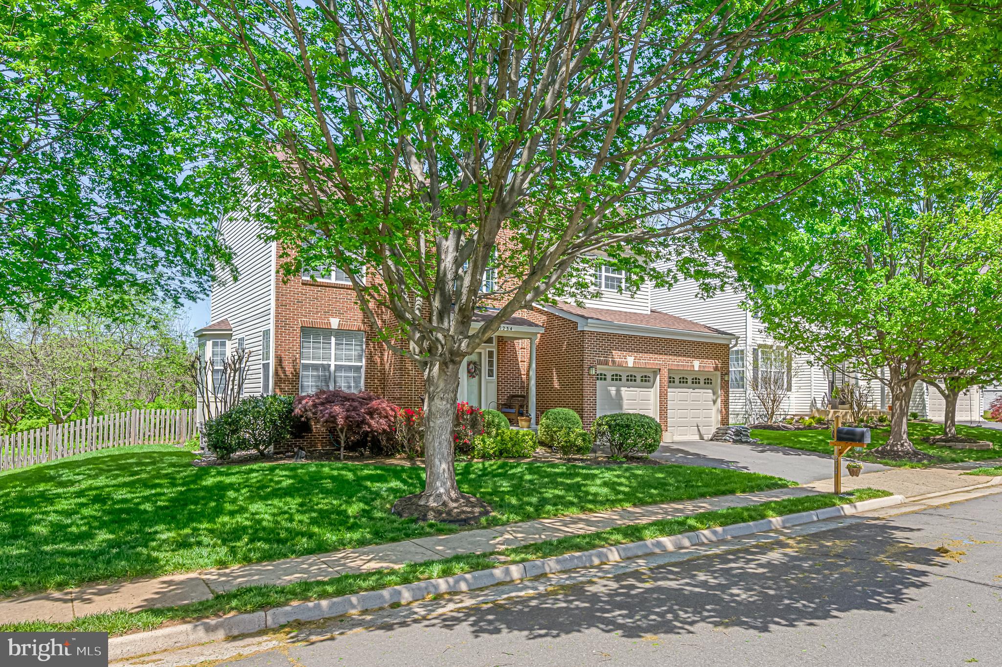 1234 Barksdale Dr NE