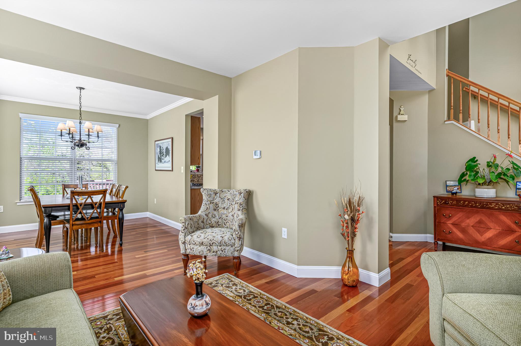 1234 Barksdale Dr NE