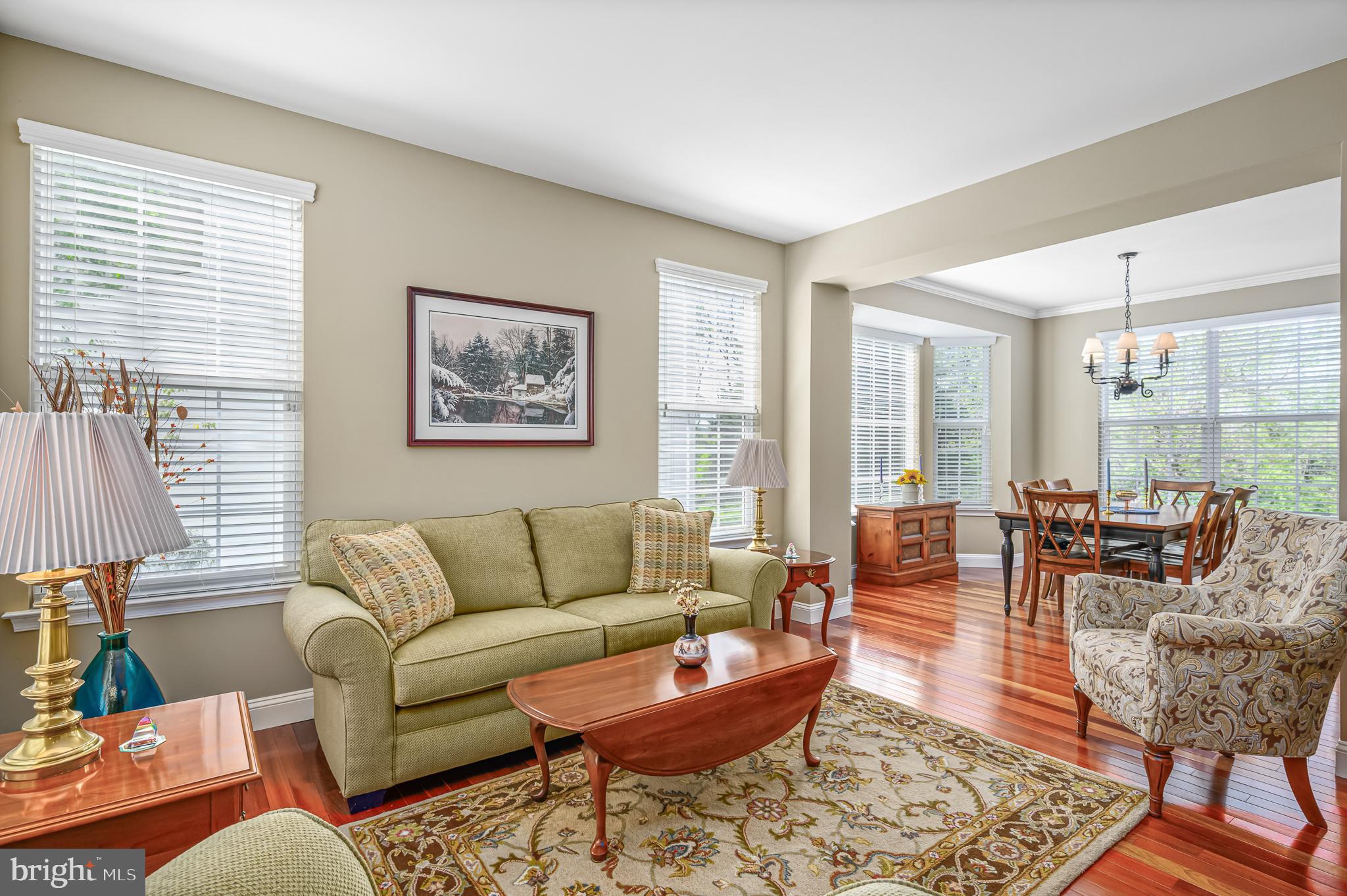 1234 Barksdale Dr NE