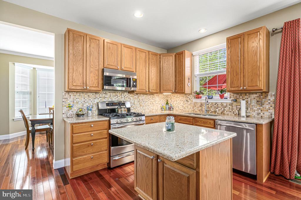 1234 Barksdale Dr NE