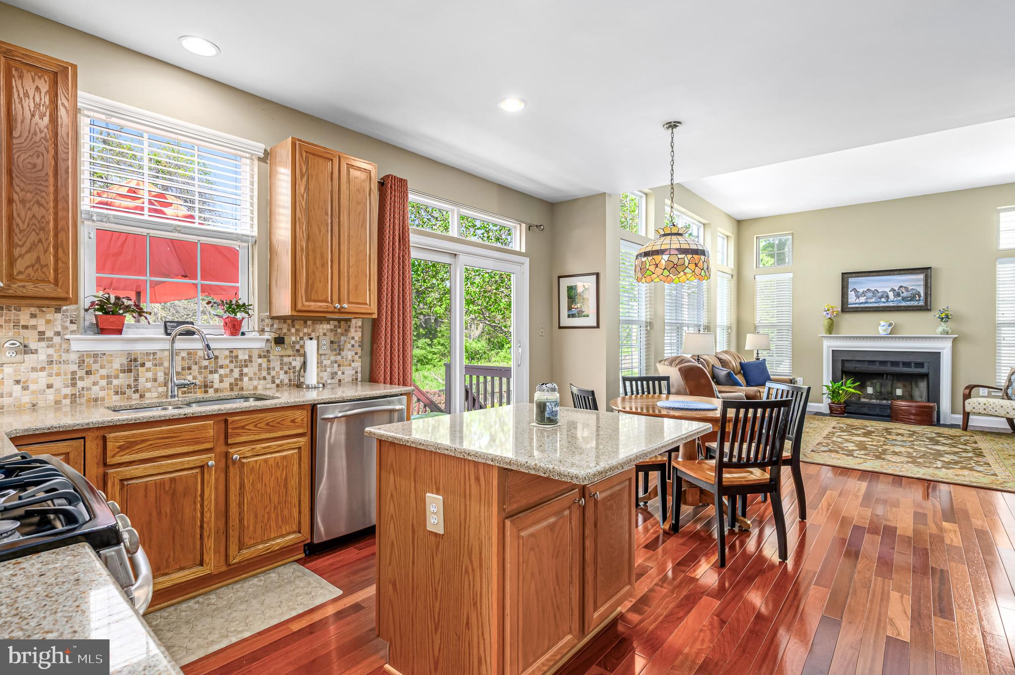 1234 Barksdale Dr NE