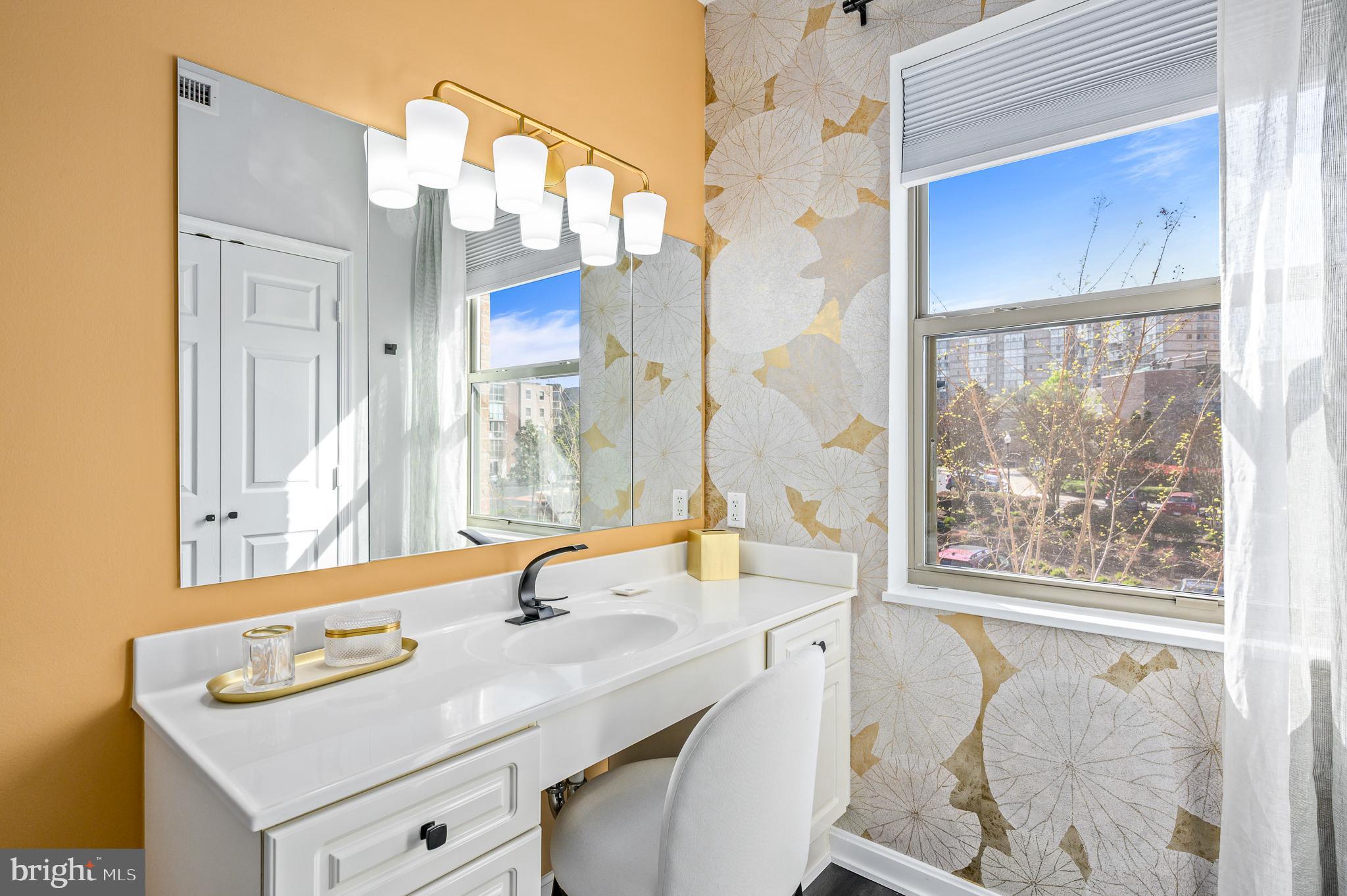 19370 Magnolia Grove Sq #109