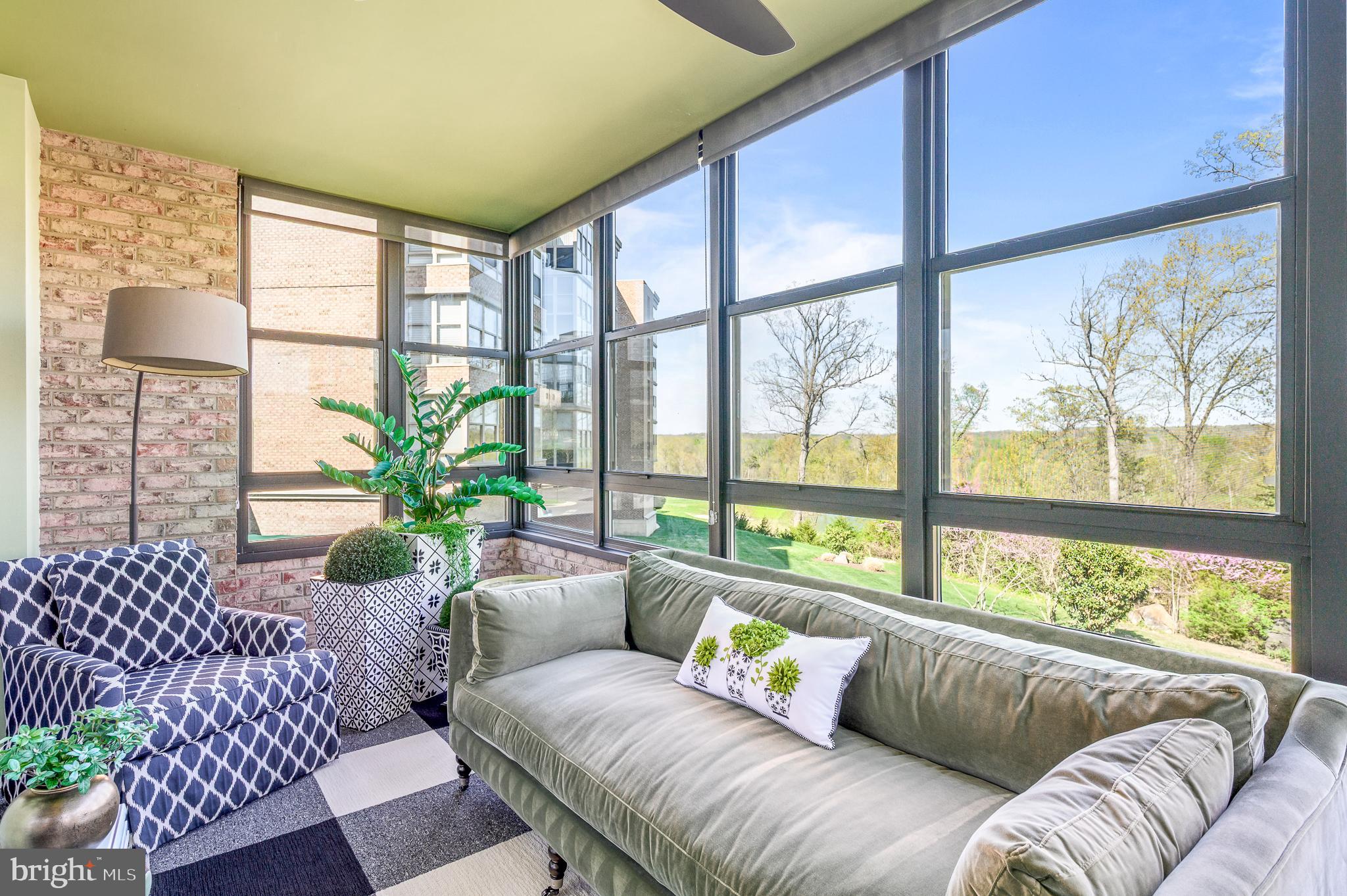 19370 Magnolia Grove Sq #109