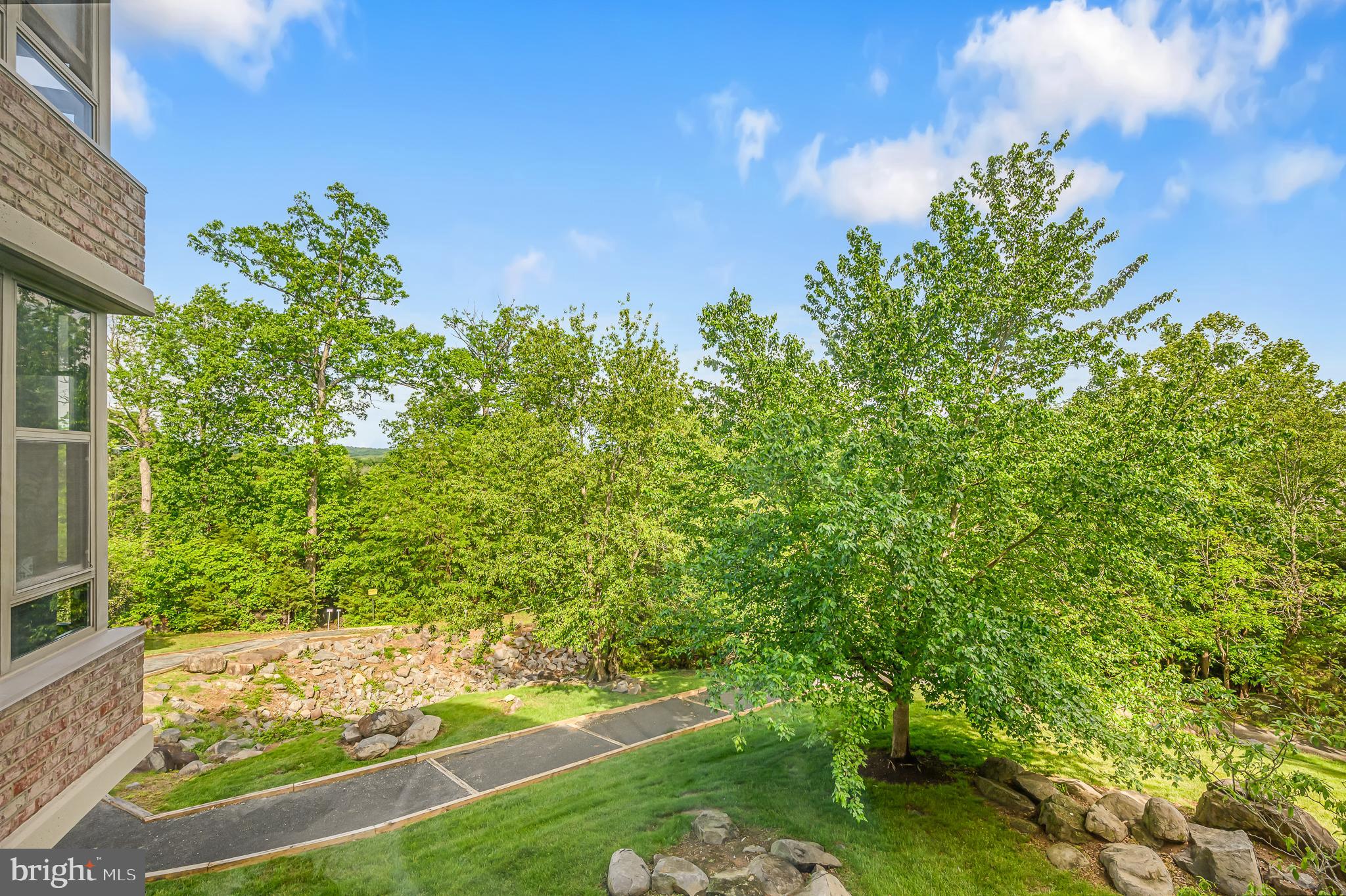 19370 Magnolia Grove Sq #109