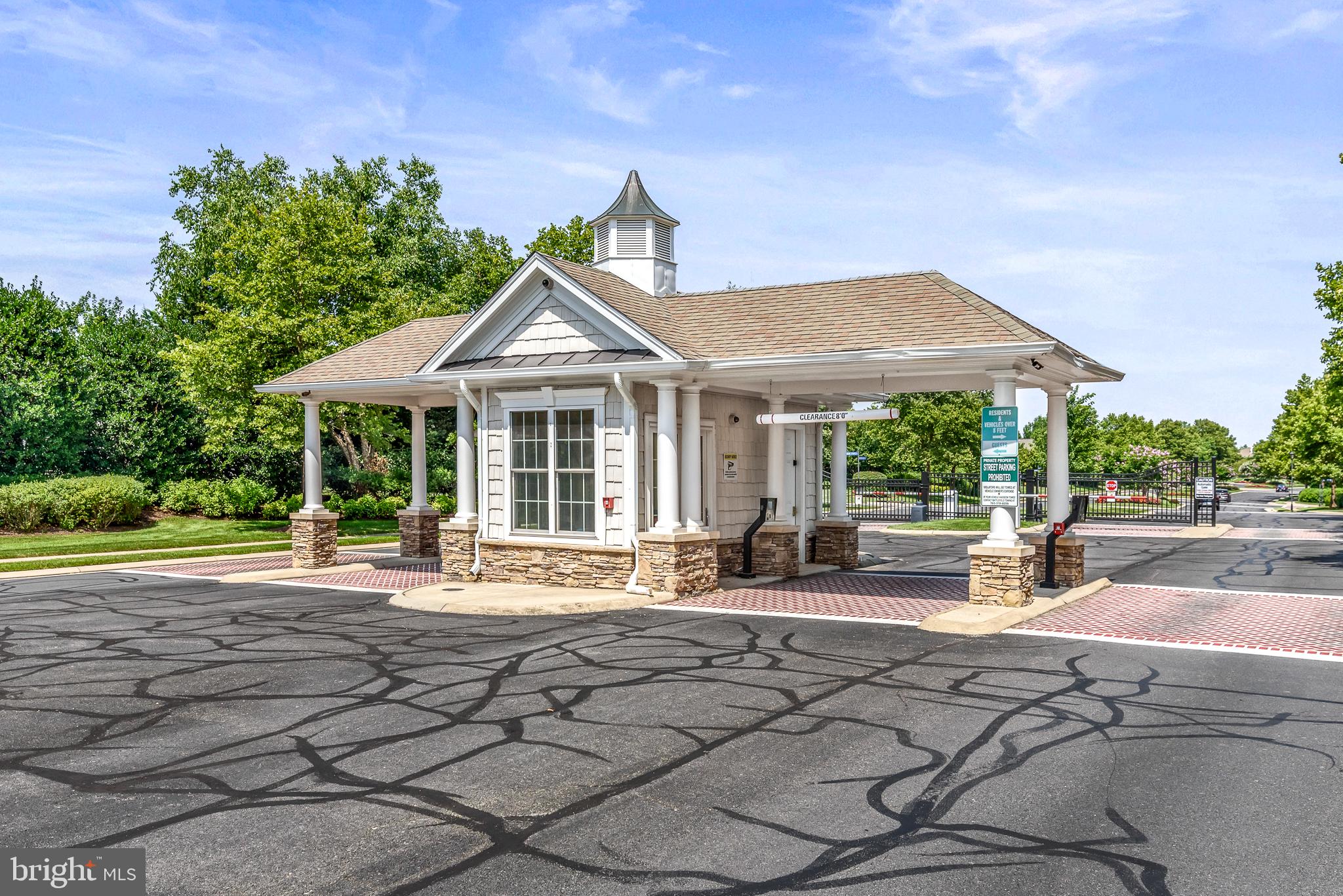 44360 Oakmont Manor Sq