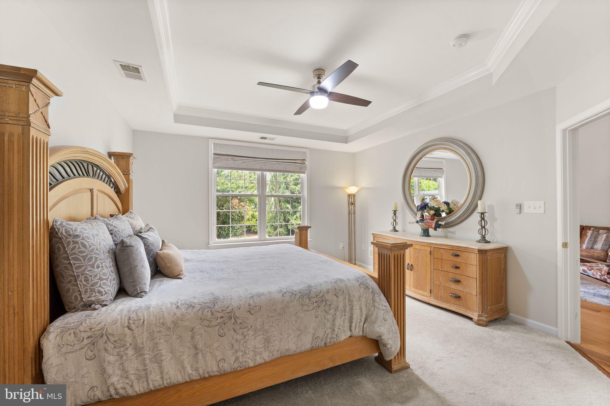 44360 Oakmont Manor Sq