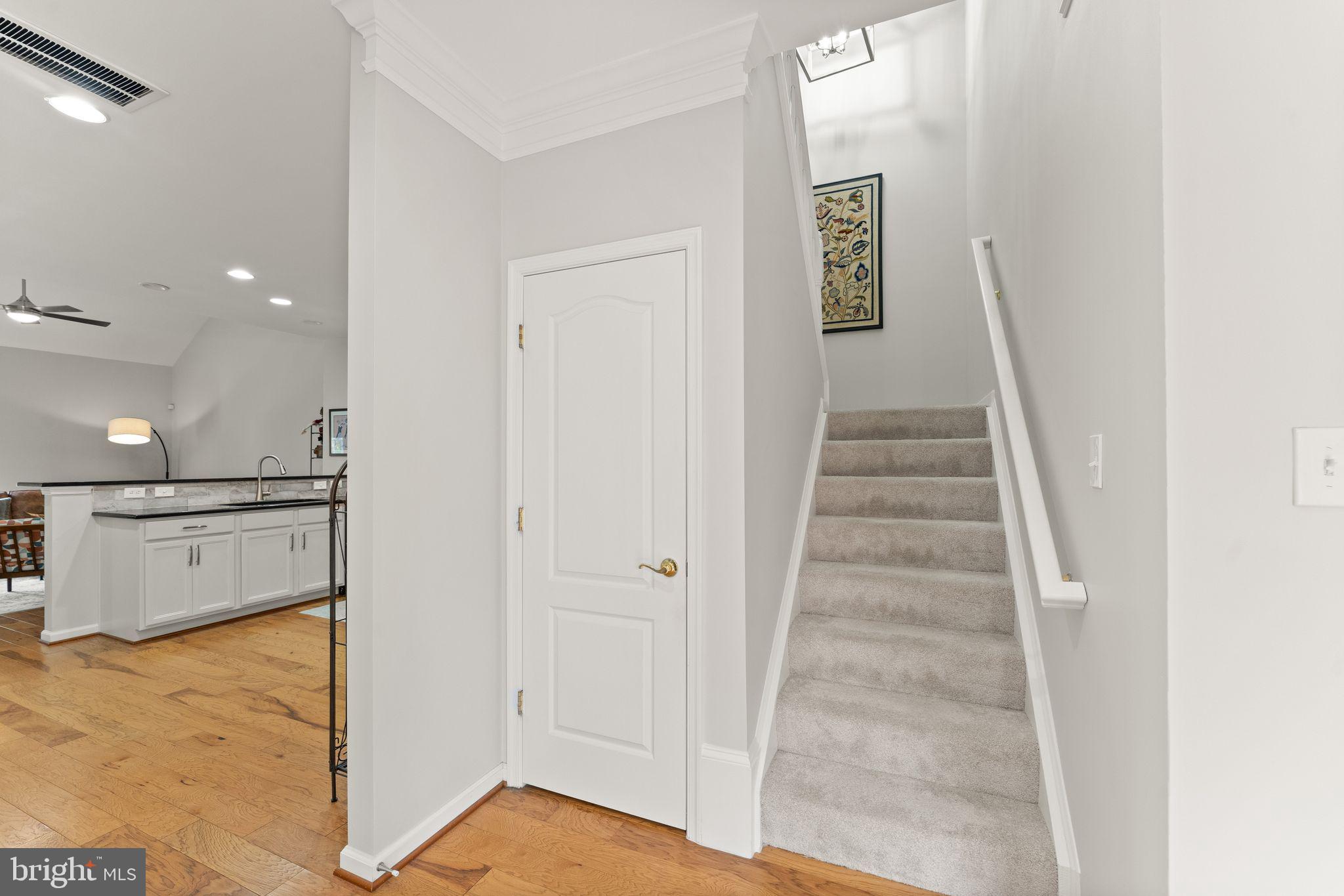 44360 Oakmont Manor Sq