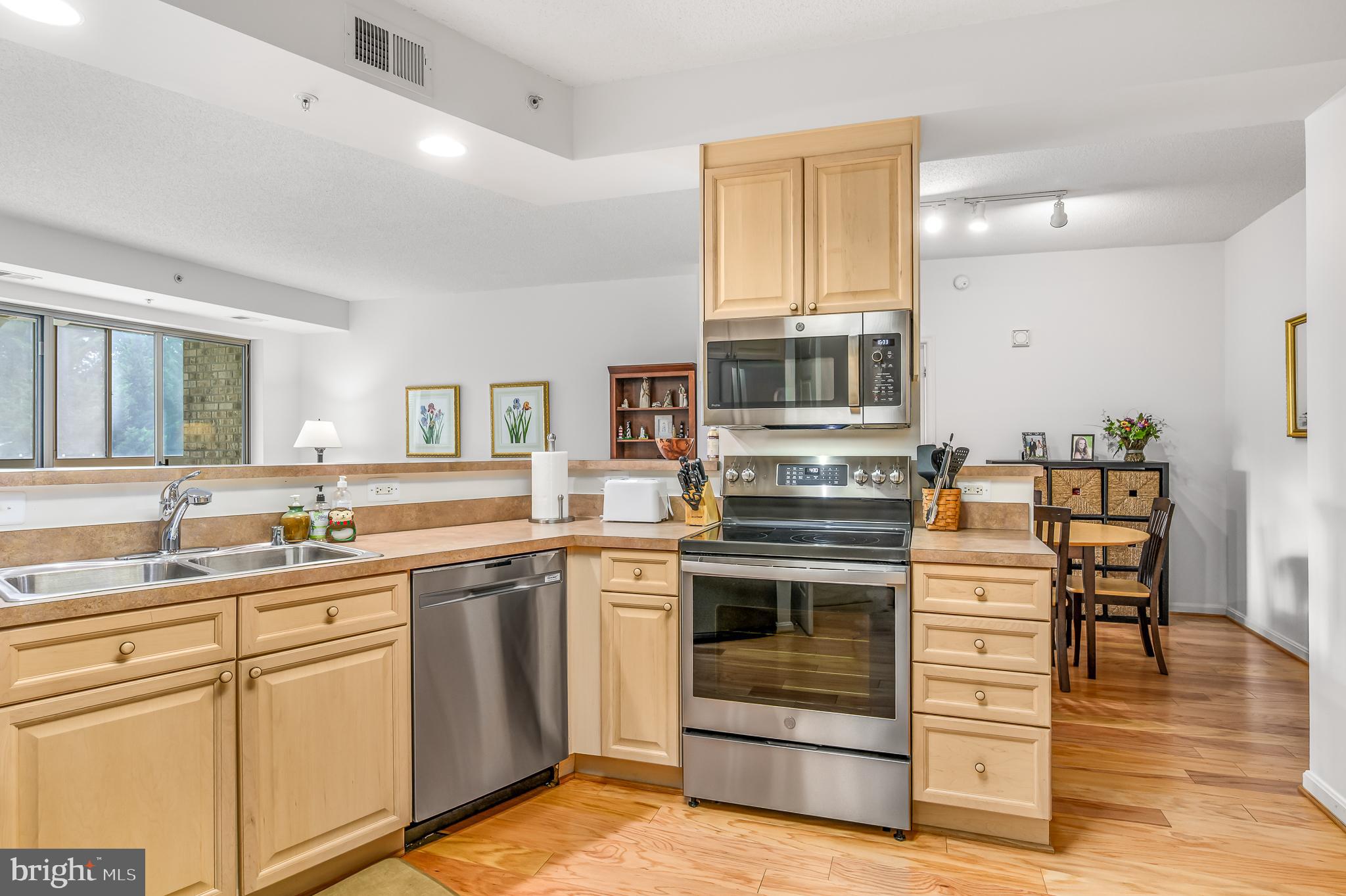 19355 Cypress Ridge Ter #203