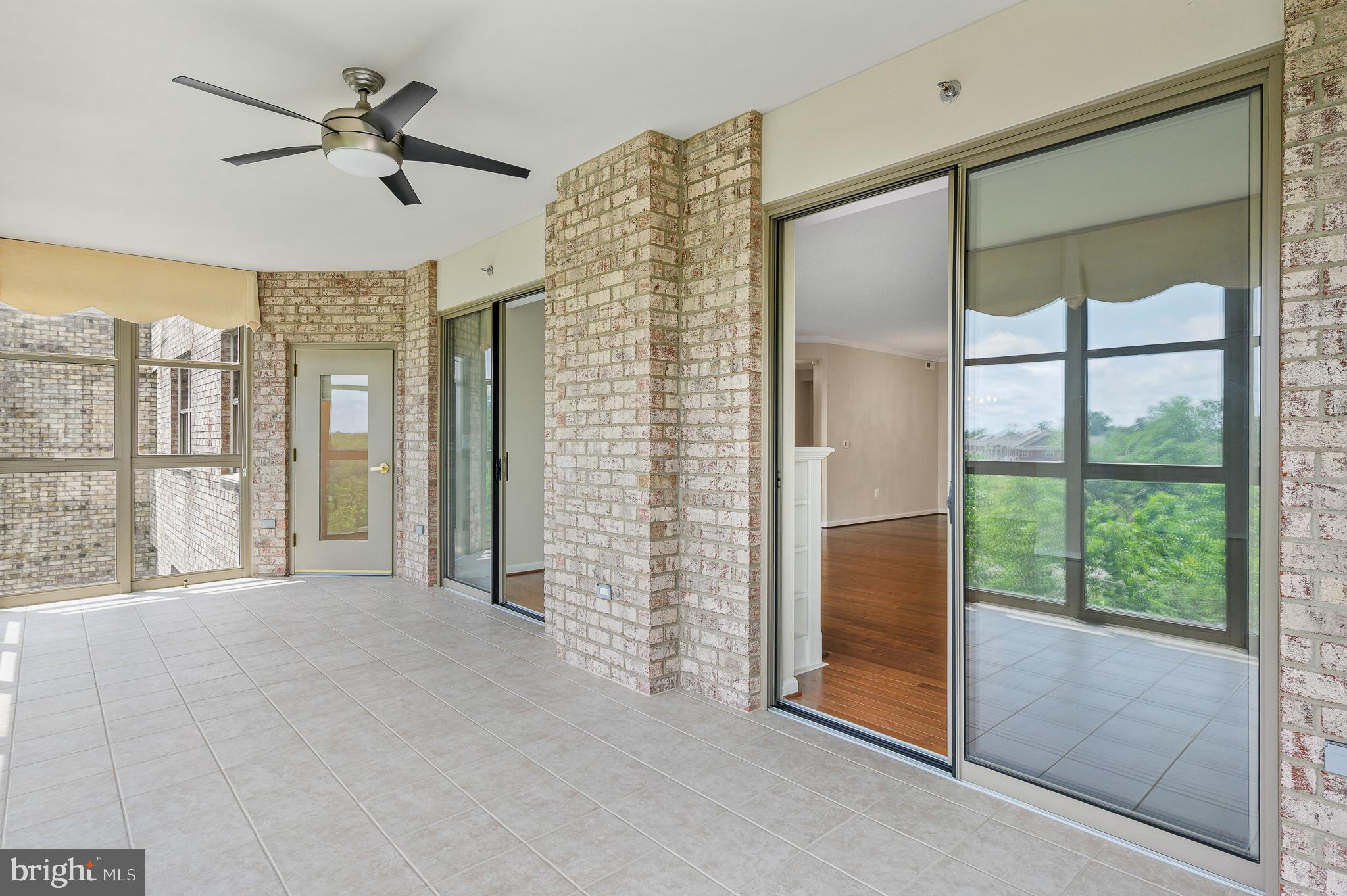 19370 Magnolia Grove Sq #410