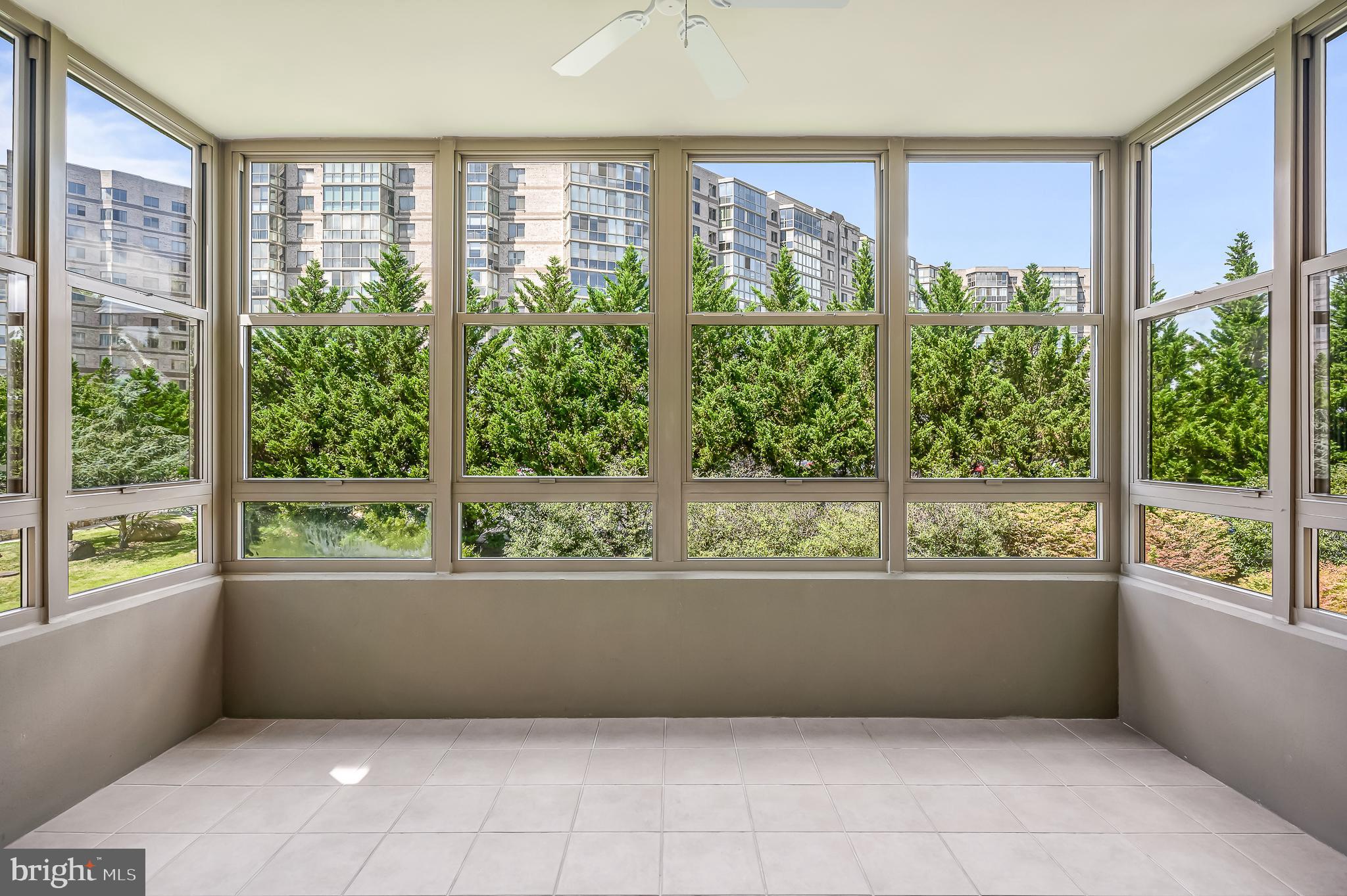 19350 MAGNOLIA GROVE SQUARE 303