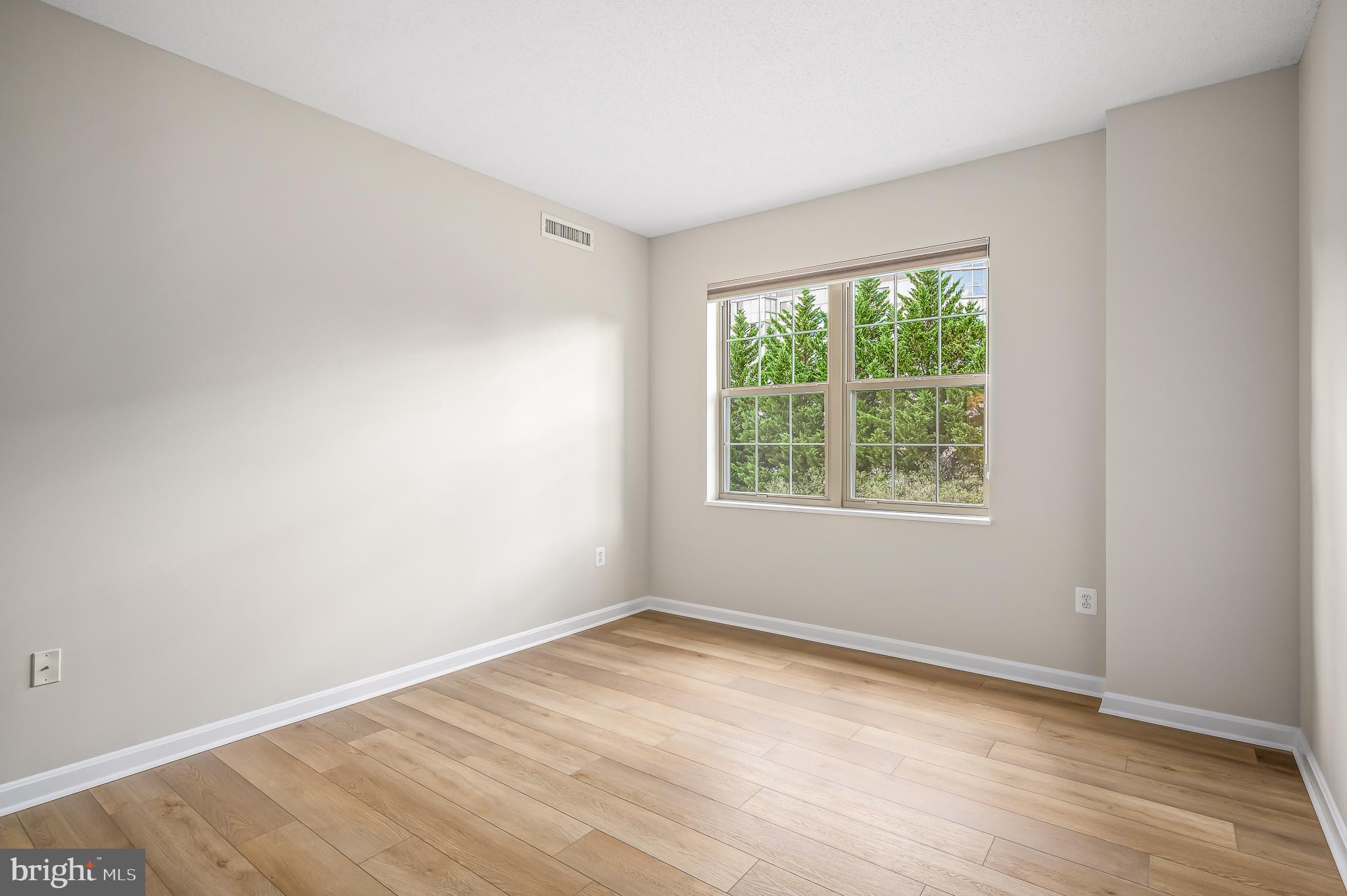 19350 MAGNOLIA GROVE SQUARE 303