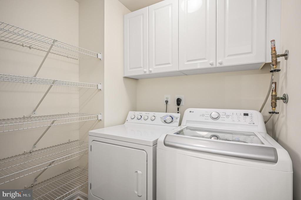 19350 MAGNOLIA GROVE SQUARE 303