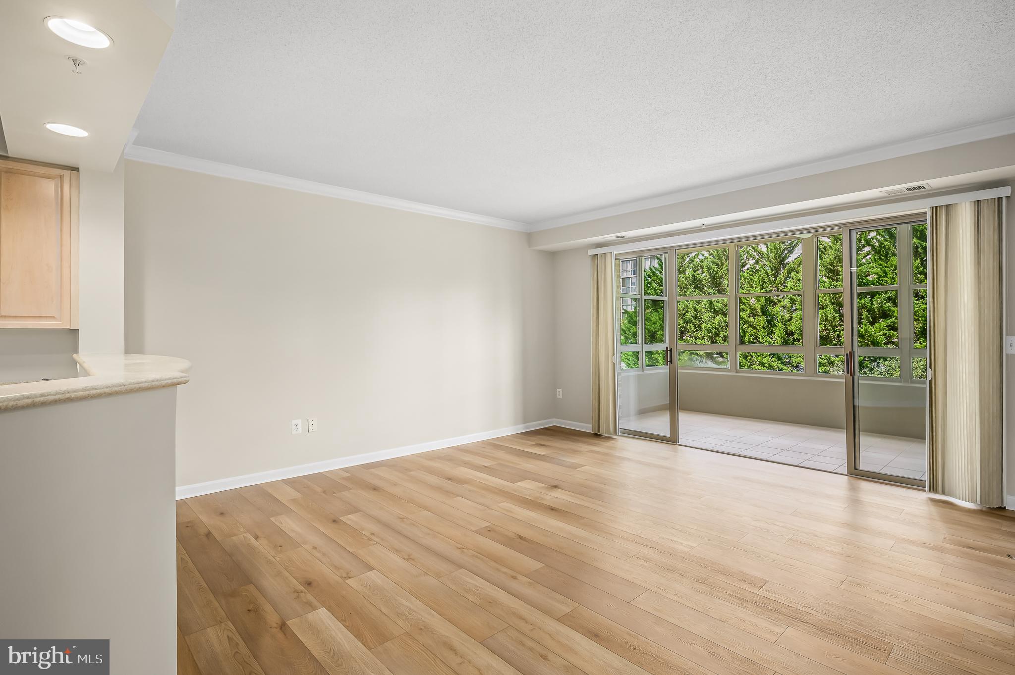 19350 MAGNOLIA GROVE SQUARE 303