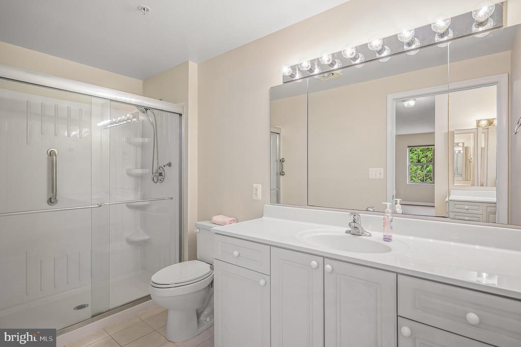 19350 MAGNOLIA GROVE SQUARE 303