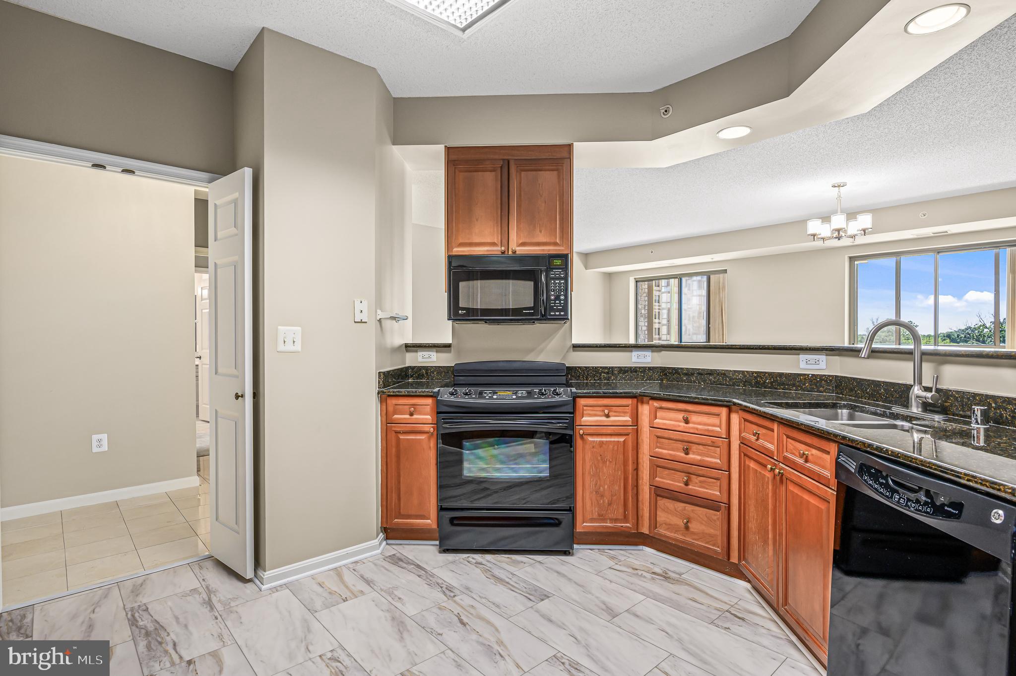 19355 CYPRESS RIDGE TERRACE 802