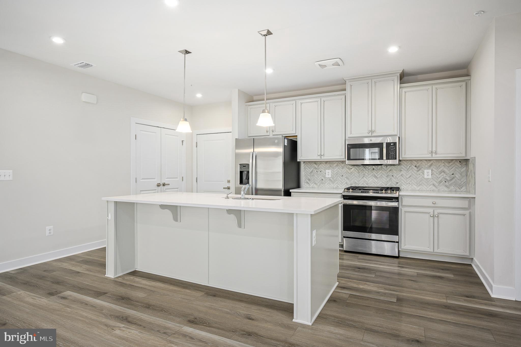 46294 MOUNT MILSTEAD TERRACE 303