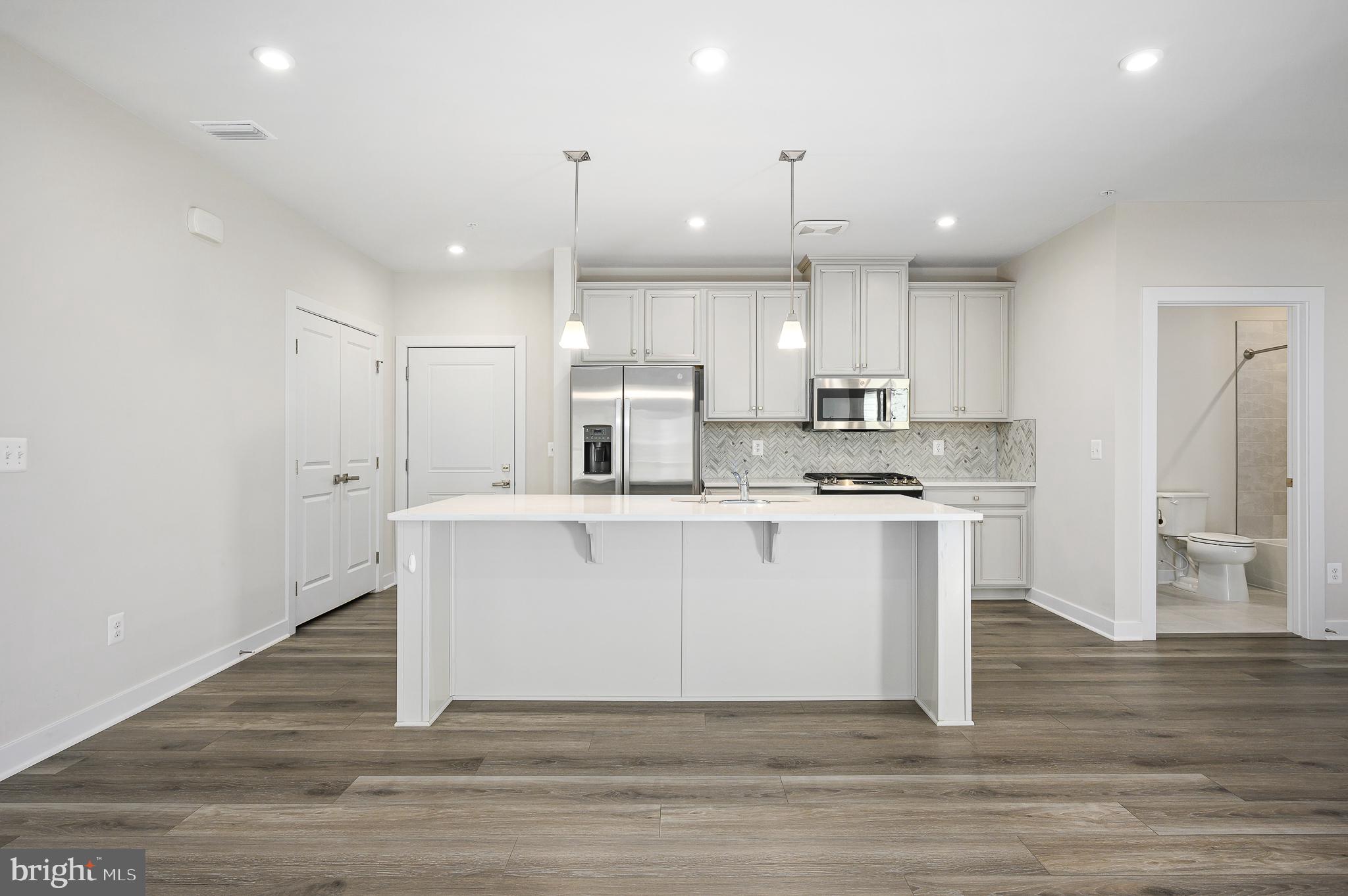 46294 MOUNT MILSTEAD TERRACE 303