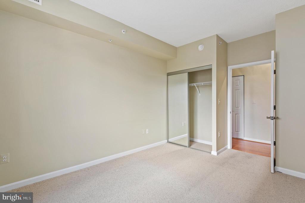 19355 CYPRESS RIDGE TERRACE 406
