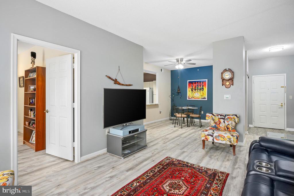 19355 CYPRESS RIDGE TERRACE 422