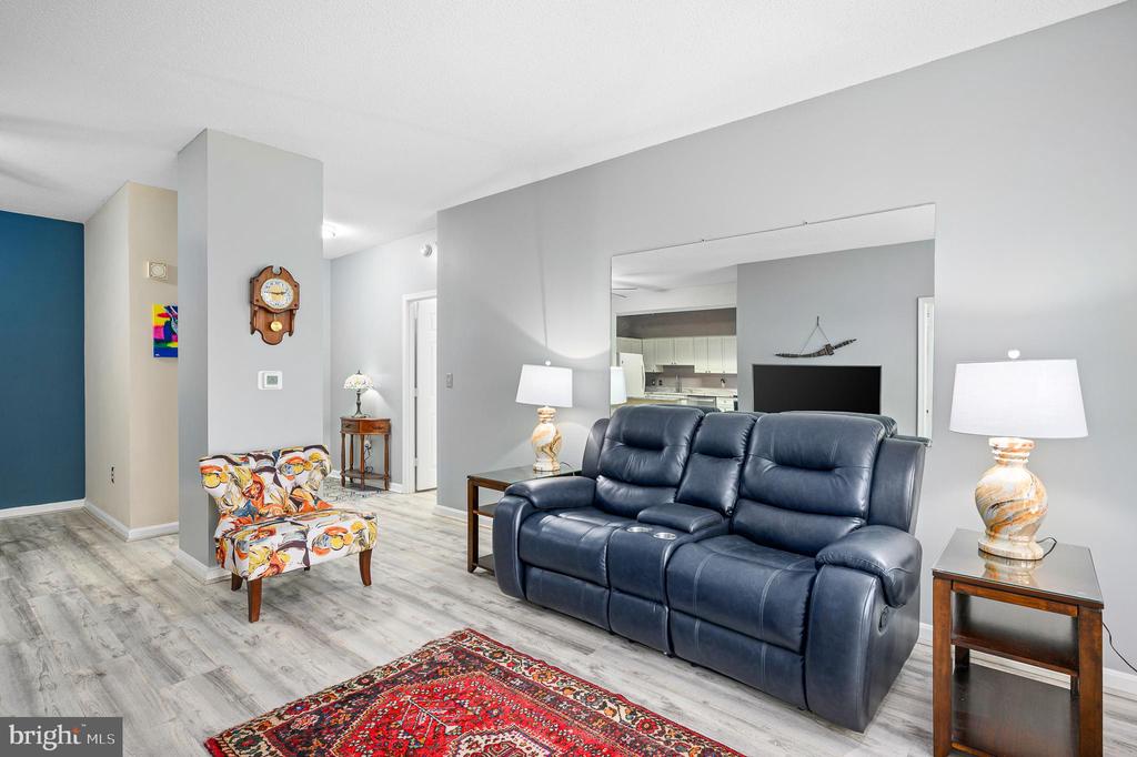 19355 CYPRESS RIDGE TERRACE 422