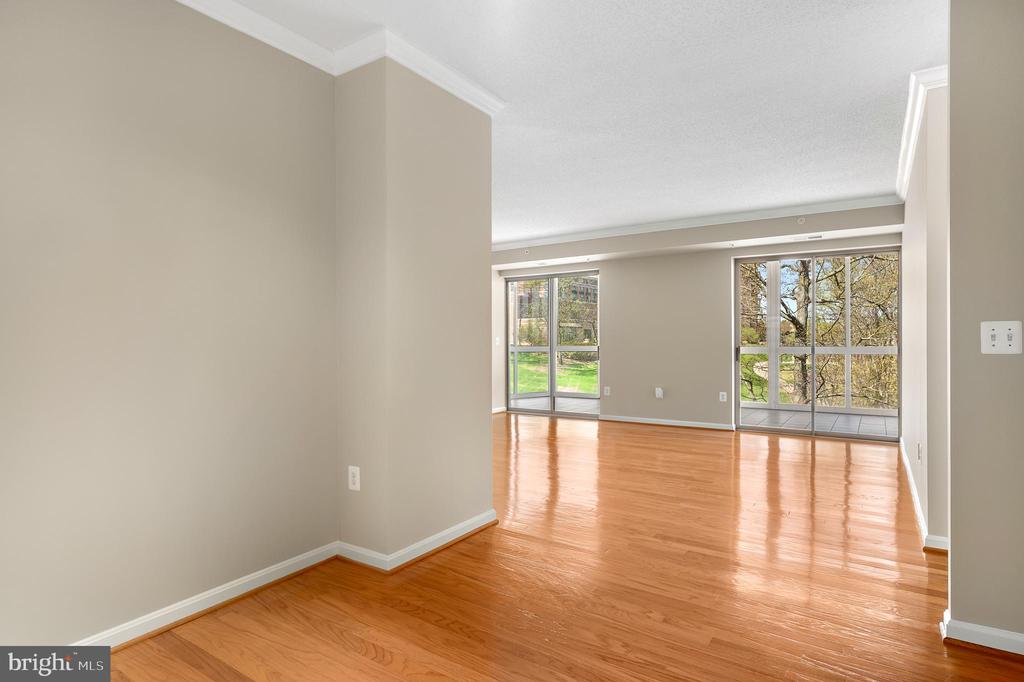 19355 CYPRESS RIDGE TERRACE 219