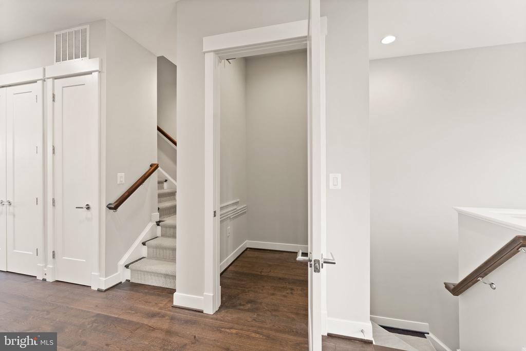 204 RAILBENDER ALLEY SE