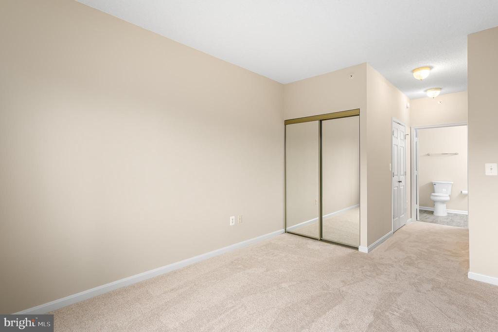 19355 CYPRESS RIDGE TERRACE 404