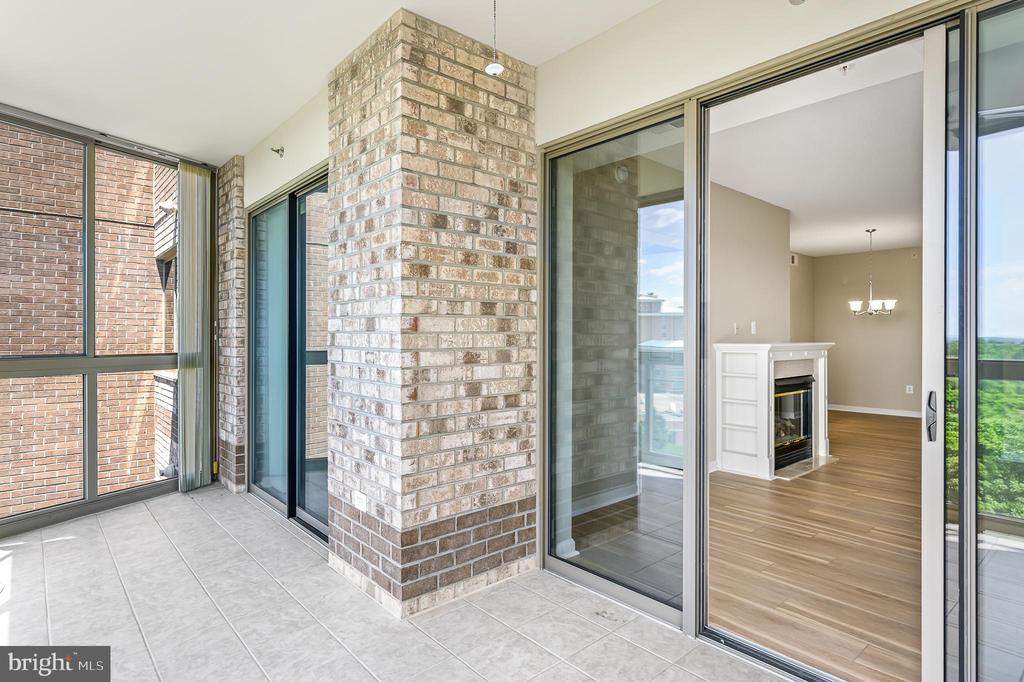 19355 CYPRESS RIDGE TERRACE 1022