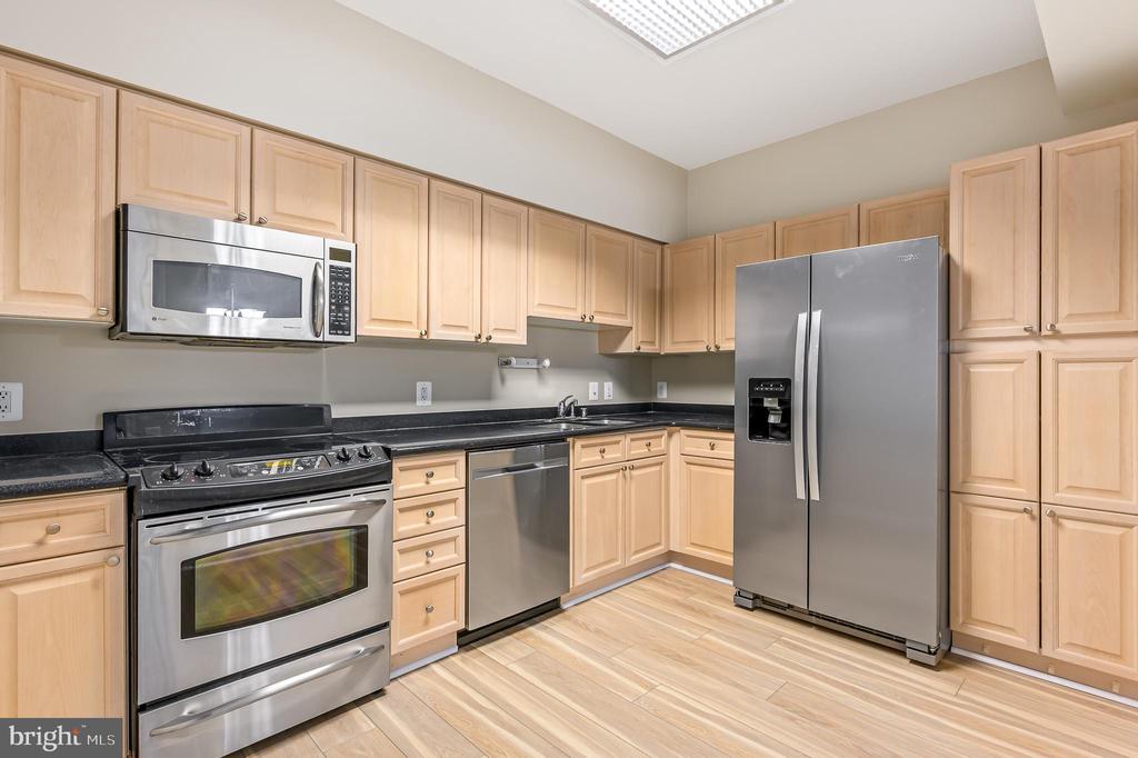 19355 CYPRESS RIDGE TERRACE 1022