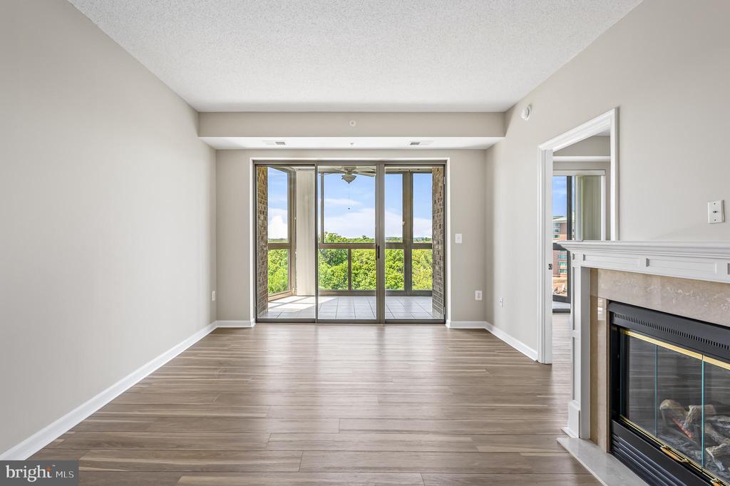 19355 CYPRESS RIDGE TERRACE 1022
