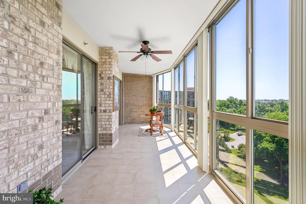 19355 CYPRESS RIDGE TERRACE 1021