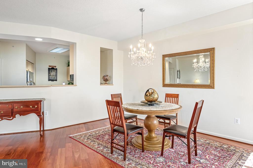 19355 CYPRESS RIDGE TERRACE 1021