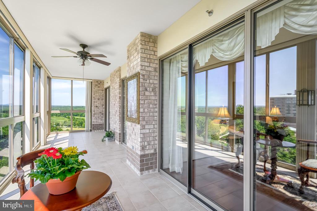 19355 CYPRESS RIDGE TERRACE 1021