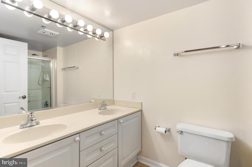 19385 CYPRESS RIDGE TERRACE 519
