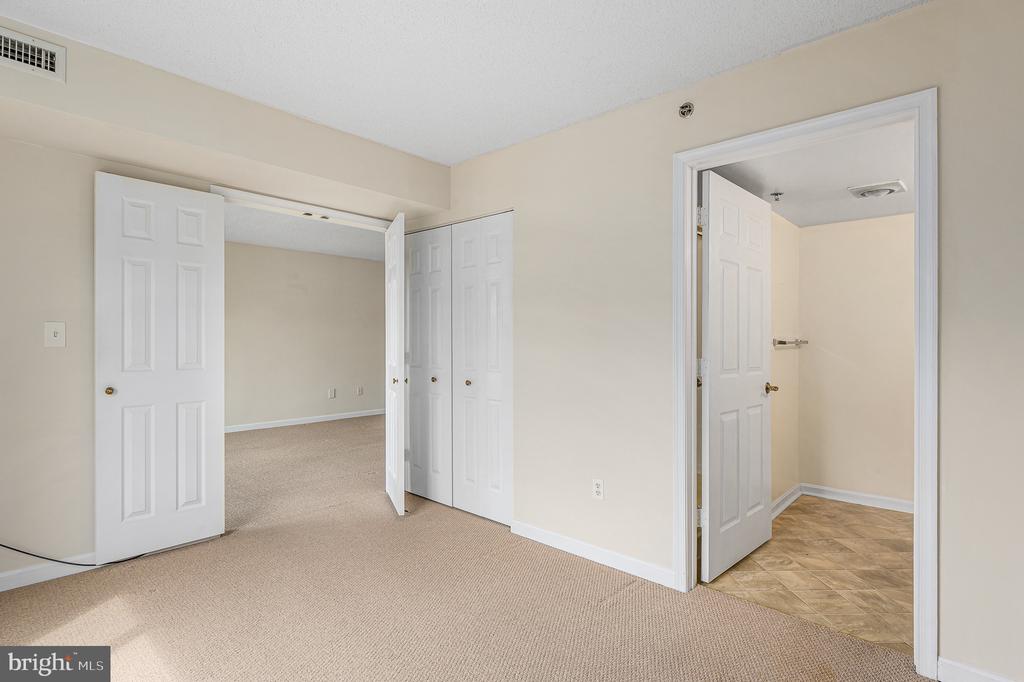 19385 CYPRESS RIDGE TERRACE 519