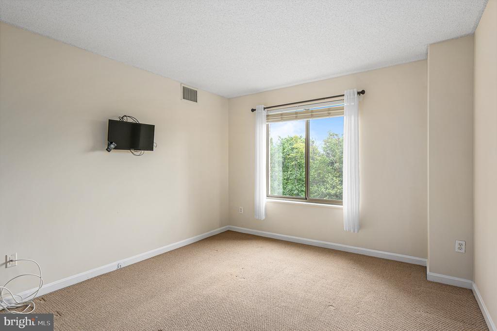 19385 CYPRESS RIDGE TERRACE 519