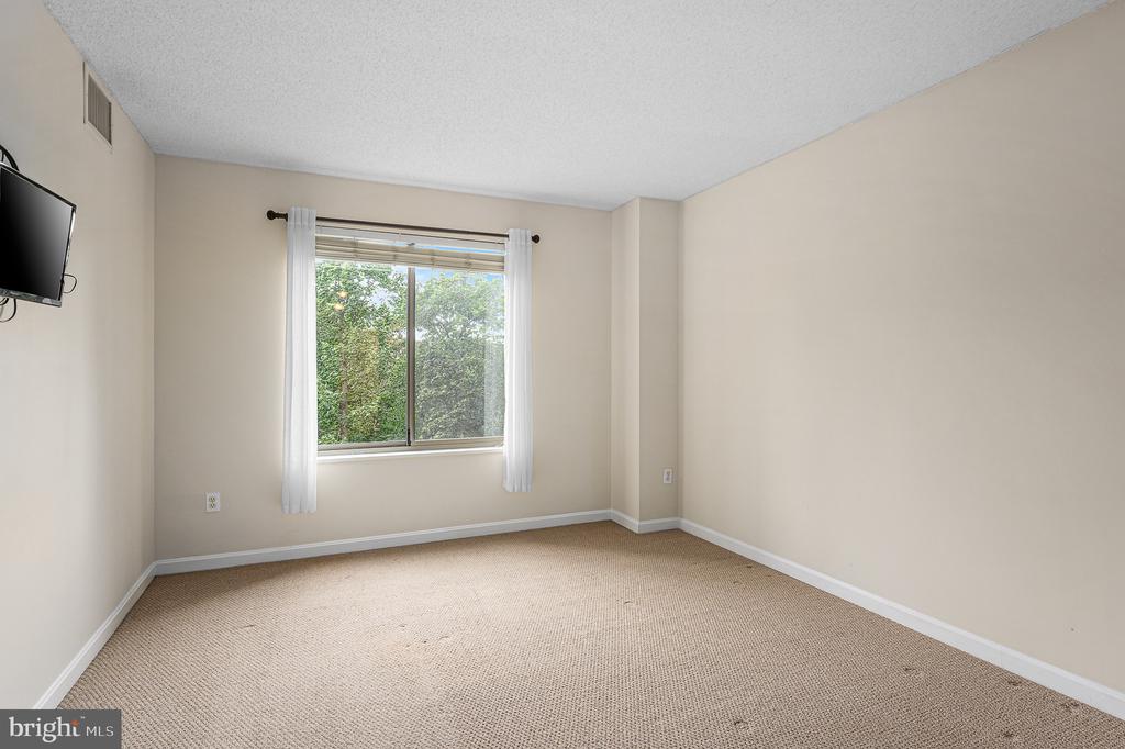 19385 CYPRESS RIDGE TERRACE 519