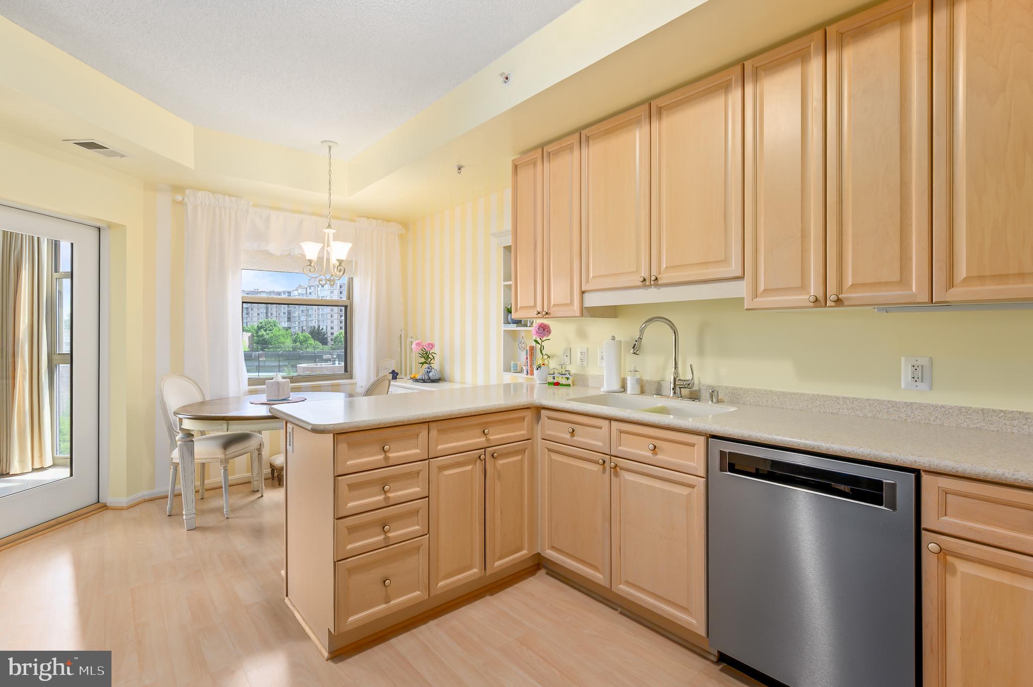 19350 MAGNOLIA GROVE SQUARE 406