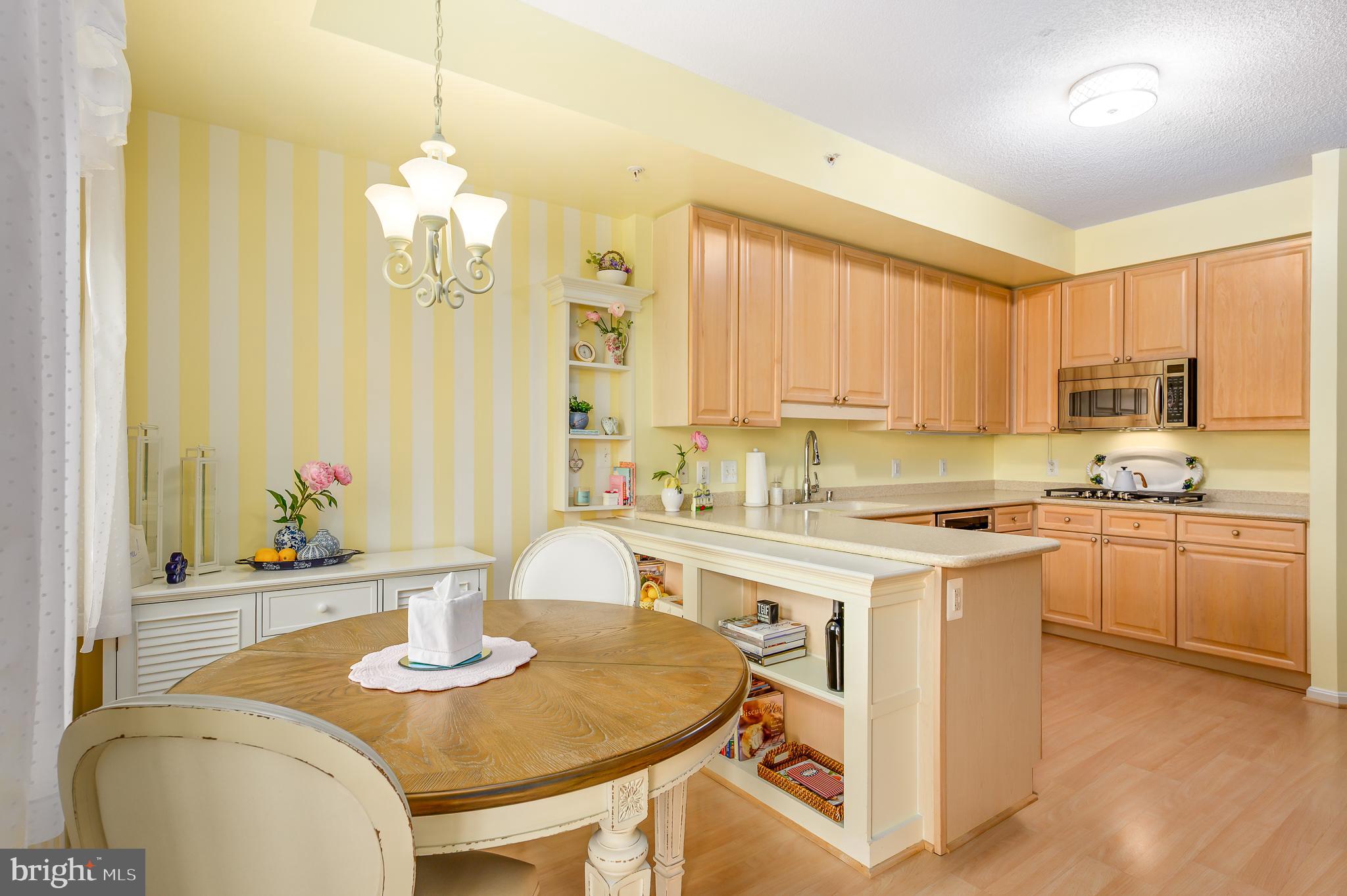 19350 MAGNOLIA GROVE SQUARE 406