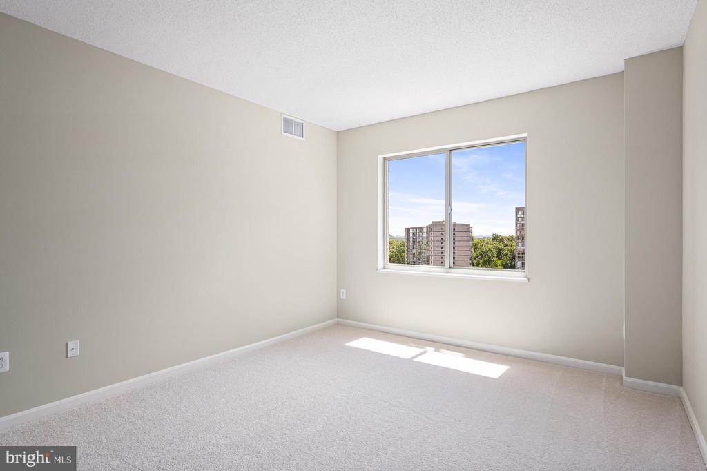 19365 CYPRESS RIDGE TERRACE Unit: 615