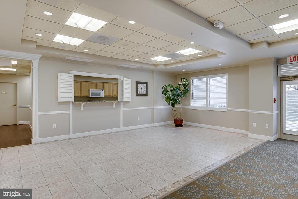 19365 CYPRESS RIDGE TERRACE Unit: 615