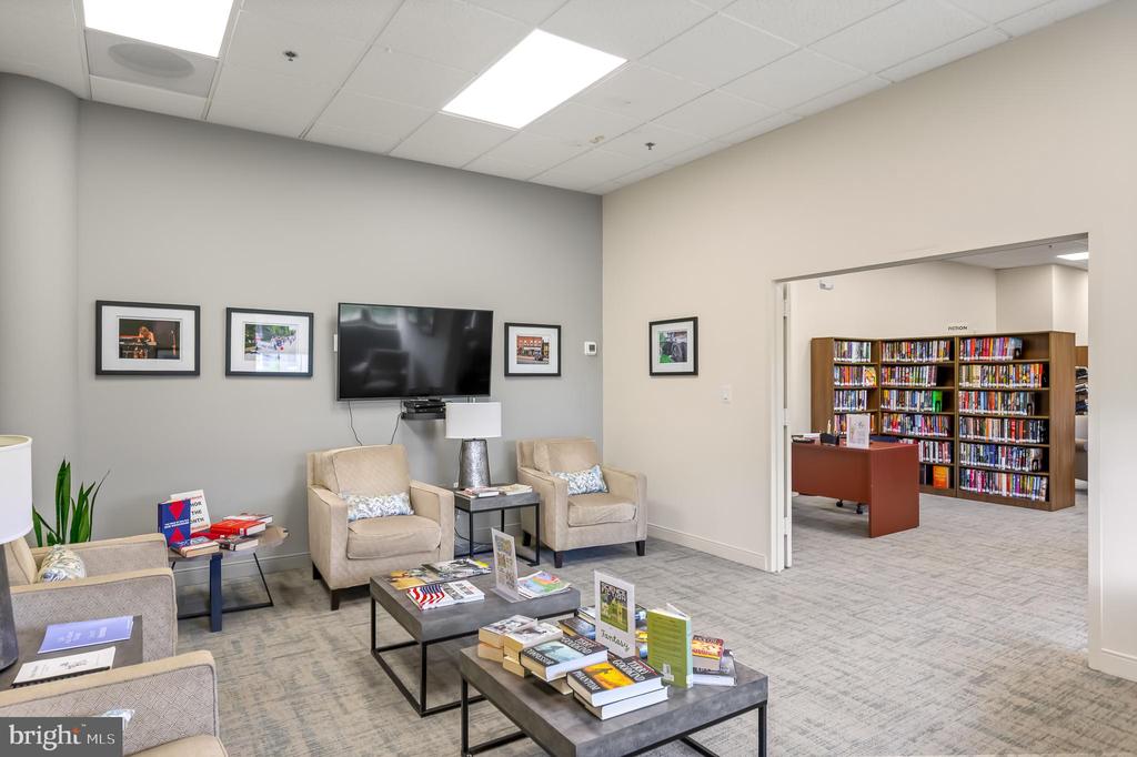 19365 CYPRESS RIDGE TERRACE Unit: 615