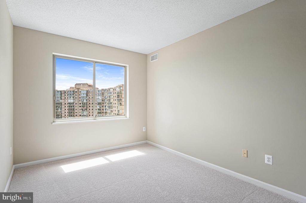19365 CYPRESS RIDGE TERRACE Unit: 615
