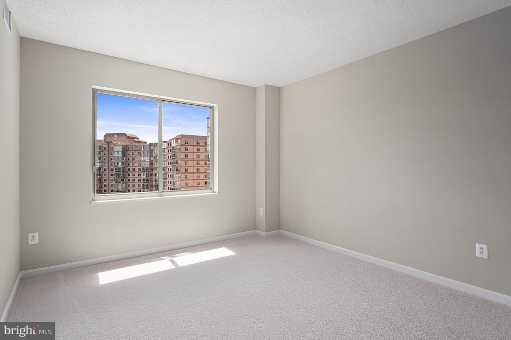 19365 CYPRESS RIDGE TERRACE Unit: 615