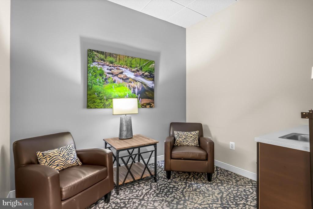 19365 CYPRESS RIDGE TERRACE Unit: 615